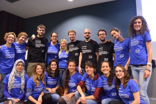 150 voluntaris atendran els visitants de la primera Jornada de Portes Obertes de l'IRB Barcelona. A la foto, un grup de voluntaris que participaran a la jornada.